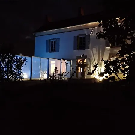 Le Lijaly Nyaraló *